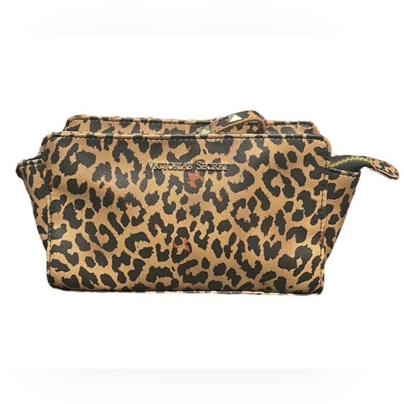 Victoria's Secret Leopard Printed Wristlet - Picture 3 of 12